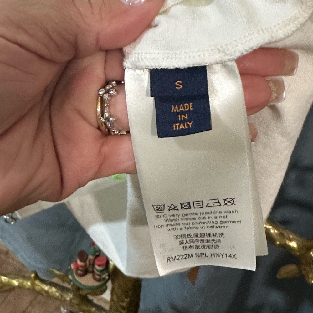 Louis Vuitton white S shirt